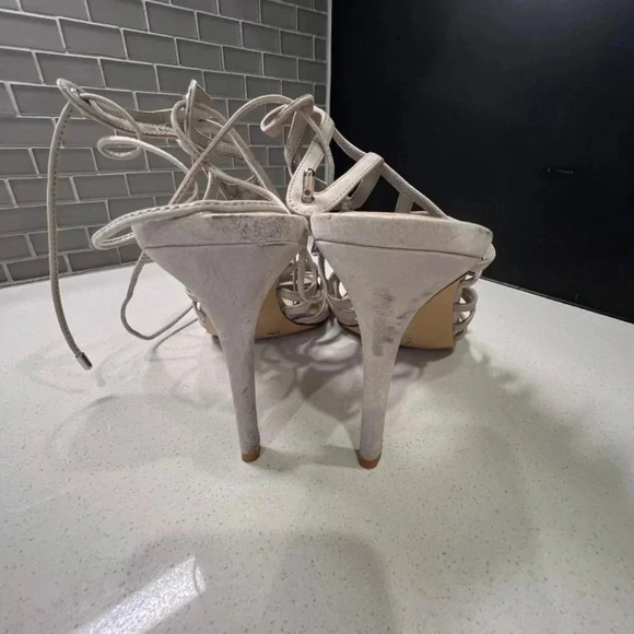 Gianni Bini Tan suede tie-up 4” Heels size 10, gently worn - Picture 9 of 10